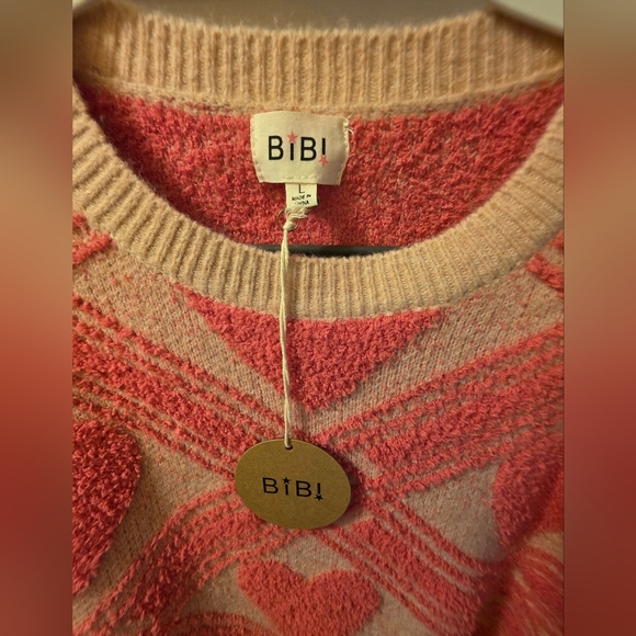 NWT Bibi Pink Heart Pattern Sweater - Size Large - Picture 7 of 7